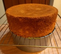 کیک اسفنجی تولد گل پسرم