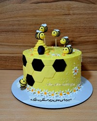 کیک زنبوری پسرونه