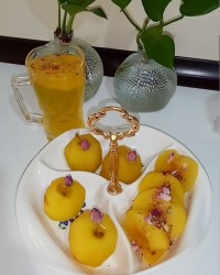 کمپوت سیب زعفرانی