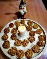 سوهان کنجدی با شیره انگور ?