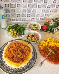خورشت قیمه از طعمش نگم براتون ولی عکس برای تابستونه
