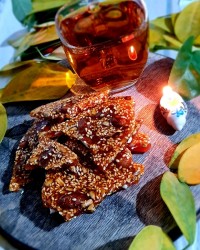 پولکی یا (بادام سوخته گیلانی)با دستور مهسا گیلان عزیز