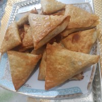 سمبوسه مرغ و قارچ