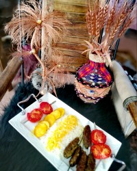 چلو کوبیده جاتون سبز