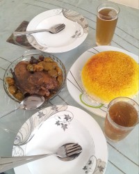 خورشت اردک محلی با آلو سبز ورق زدنی