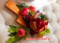 پنکیک قهوه با مارمالاد انار