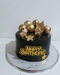 کیک مشکی طلایی