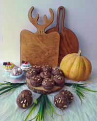 کاپ کیک شکلاتی با گردو