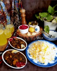 خورش اسفناج