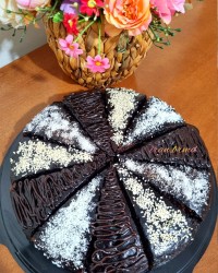 کیک شکلاتی سفارشی