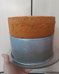 کیک اسفنجی جادویی (ممنونم از استاد سراجی عزیز)