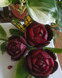 حکاکی لبوگل رز