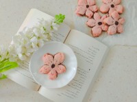 شیرینی شکوفه