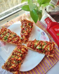 پـیـتـزا ســـانــدویــچـــی