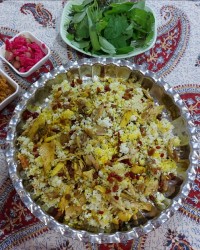 پلو نخودلپه با مرغ