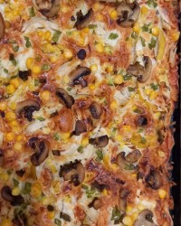 پیتزای مرغ و قارچ