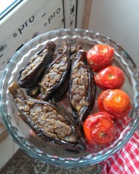 دلمه بادمجان و گوجه