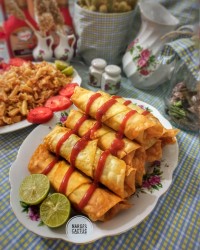 پیراشکی با خمیر یوفکا