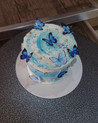 کیک پروانه ای