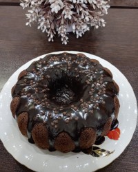 کیک شکلاتی با طعم موکا
