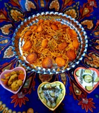 ماکارانی با ته دیگ سیب زمینی و مخلفات