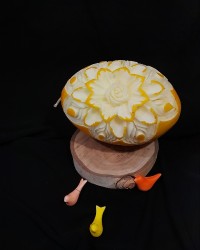 حکاکی رو خربزه