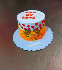 کیک پاییزی عاشقونه کپشن خوانده شود