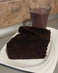 کیک شکلاتی و شیرکاکائو بازاری?