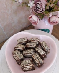 خرما بیسکوییتی