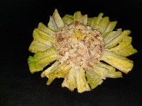 ساندویچ سینه مرغ با کاهو