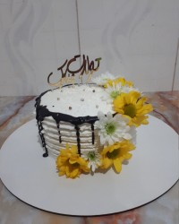 کیک تولد عروس گلم