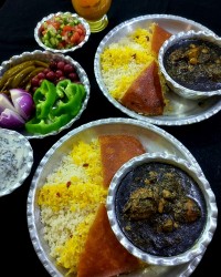 خورشت قرمه سبزی