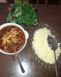 خورشت بامیه با برنج عنبر
