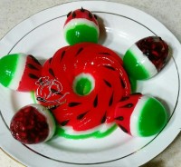 همینقدر خوشرنگ و براق... منتظر بقیه کارای یلدایی باشید