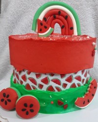 کیک اسفنجی جادویی کیک یلدایی سفارشی