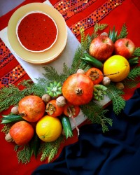 کرم کیک ژله ای (دکور یلدایی)