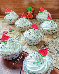 کاپ کیک هندوانه ای