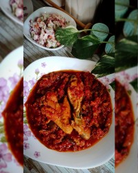 خورشت مرغ و سس بادمجان
