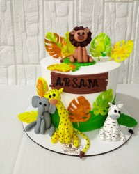 کیک حیوانات با تم پاییزه