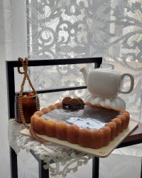کیک پرتقالی با سس گاناش