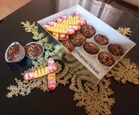 شیرینی نردبانی و کاپ کیک شکلاتی سفارشی