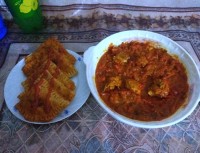 کرائی و سمبوسه دست پخت ابجیوکم (: دوستان فالو نشانه شخصیت شماست ♥︎