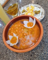 خوراک لوبیا محلی ازباغ خودم لطفا ورق بزنید