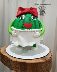 کیک هندوانه ضد جاذبه یلدایی
