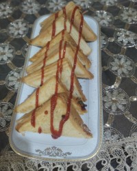 اسنک کالباس و قارچ