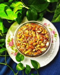 عسل مغز دار