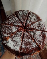 کیک شکلاتی با سس شکلاتی