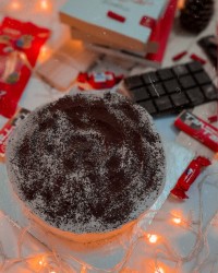 کیک بی بی شکلاتی