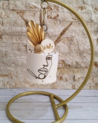 کیک معلق خامه ای