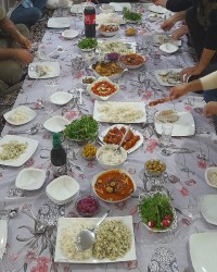 سفره پاگشا برای خواهرزاده جان